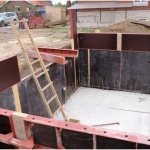 how to make formwork for a strip foundation correctly