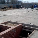 How to lay floor slabs on the foundation?