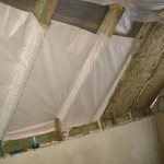 Insulation of attic roof slopes with slab mineral wool